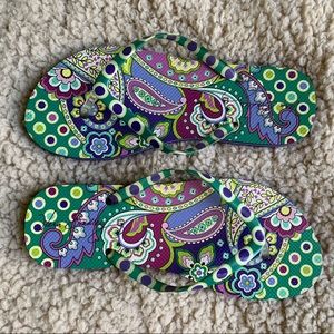 vera bradley flip flops